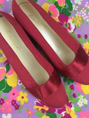 Vintage 1960s Michaelangelo Heels, Burgundy Satin Pumps Retro MCM Chunky Heel